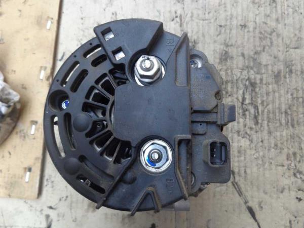 ALTERNATEUR RENAULT - Vue 3